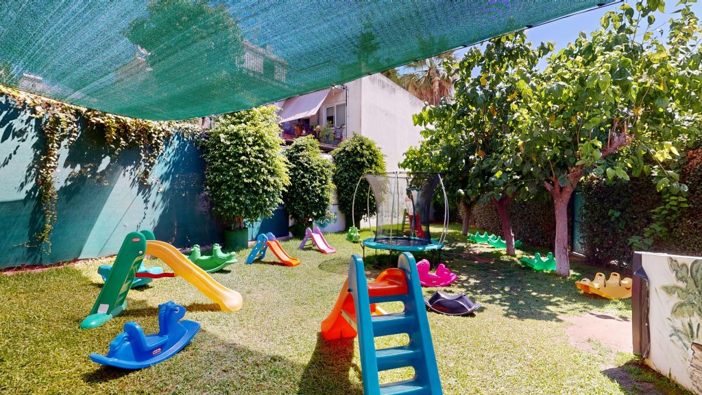 Baby-Parking-Patras--07062024_230535